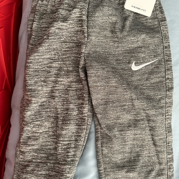 Nike DK Grey Heather - Picture 2 of 9